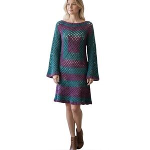 Vtg. Handmade Crochet granny square style pattern bell sleeve open knit design.